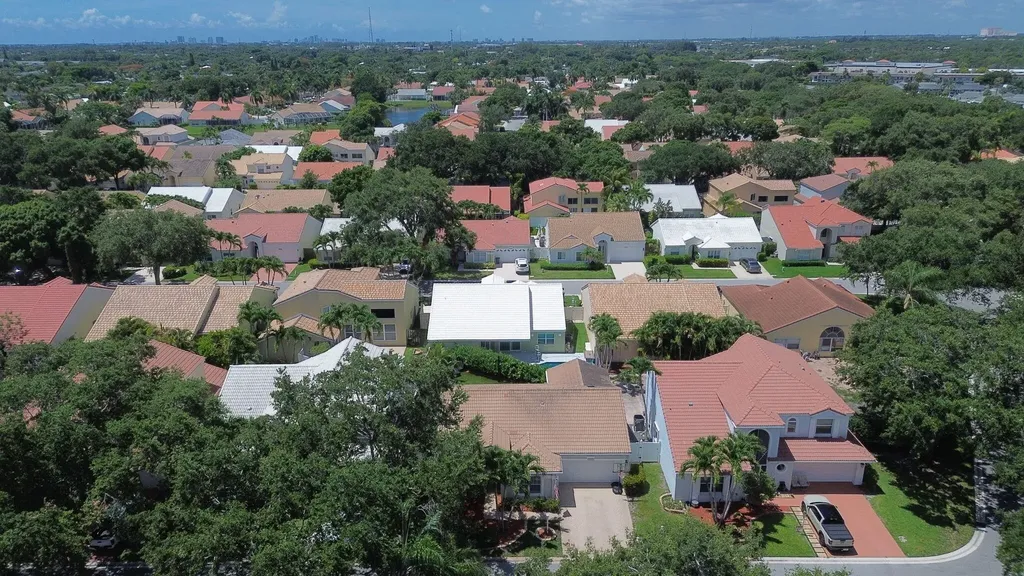 10109 Oak Bark Lane Palm Beach Gardens FL 33410