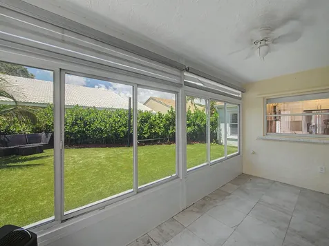 10109 Oak Bark Lane Palm Beach Gardens FL 33410