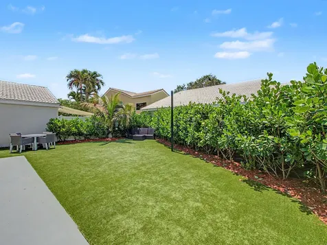10109 Oak Bark Lane Palm Beach Gardens FL 33410
