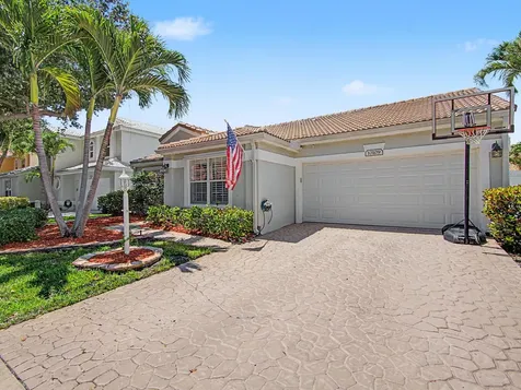 10109 Oak Bark Lane Palm Beach Gardens FL 33410