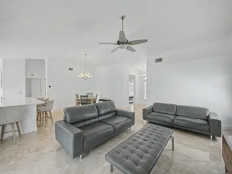 10109 Oak Bark Lane Palm Beach Gardens FL 33410