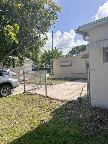 100 NW 52nd Street Fort Lauderdale FL 33309