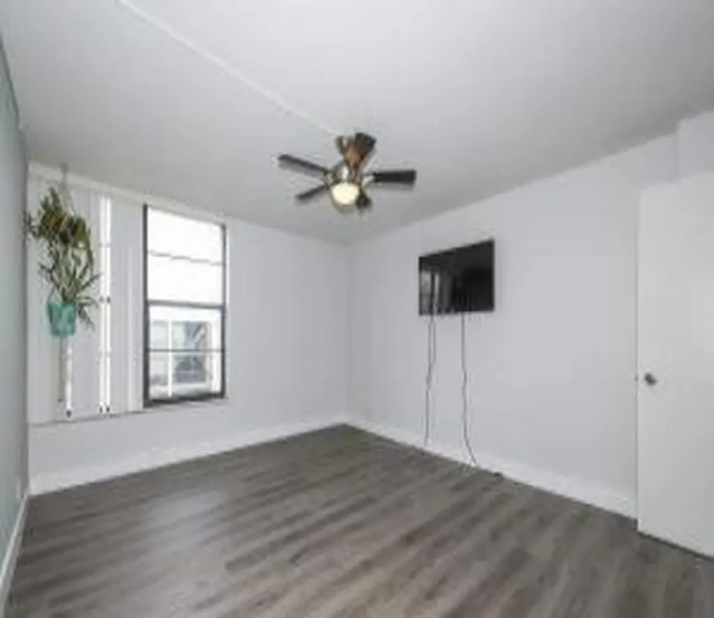 12 Royal Palm Way Boca Raton FL 33432