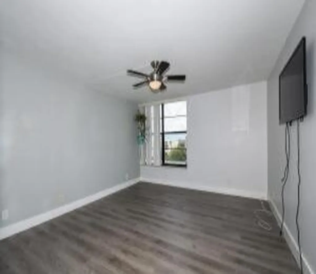 12 Royal Palm Way Boca Raton FL 33432
