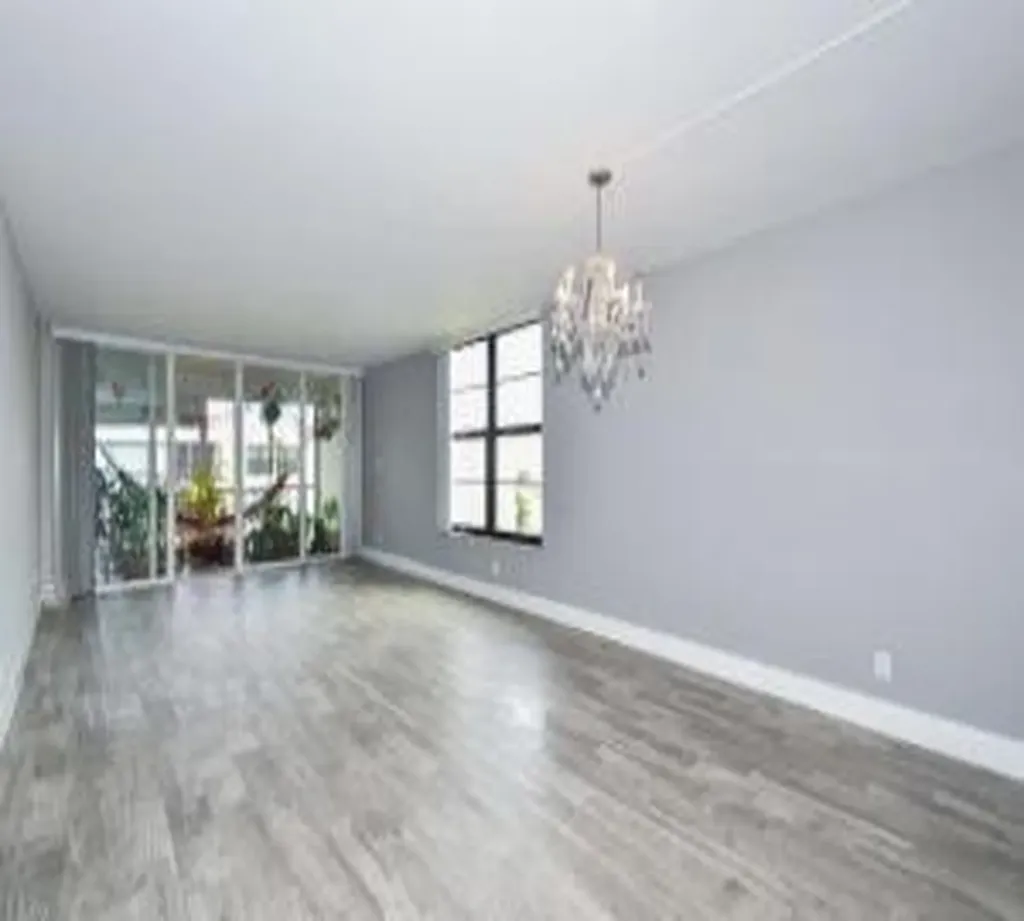 12 Royal Palm Way Boca Raton FL 33432