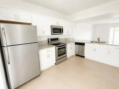 887 Crystal Lake Drive Pompano Beach FL 33064