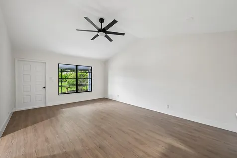 9095 SE Hobe Ridge Avenue Hobe Sound FL 33455