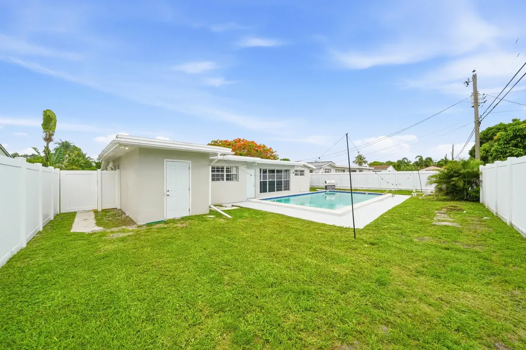 7000 Hope Street Hollywood FL 33024
