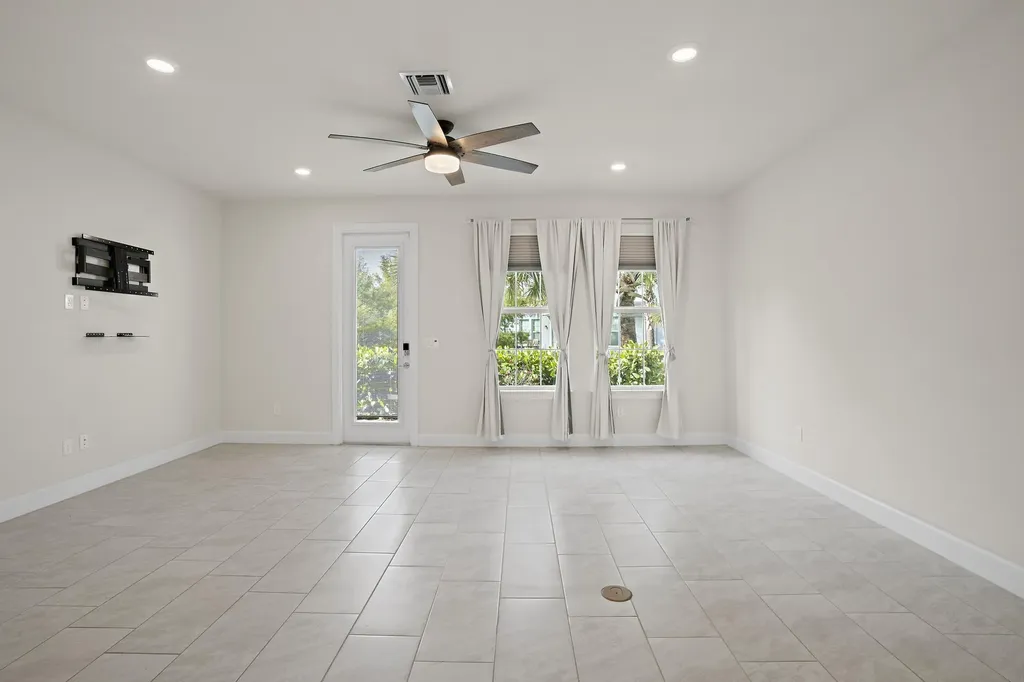 1866 SE Tarni Way Stuart FL 34996