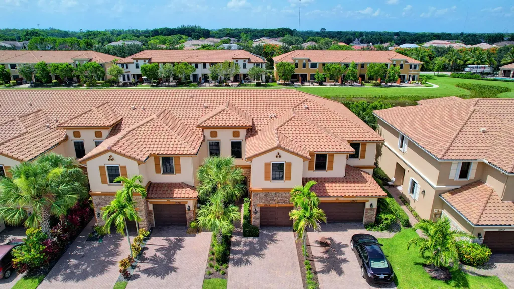 10385 Wellington Parc Drive Wellington FL 33449
