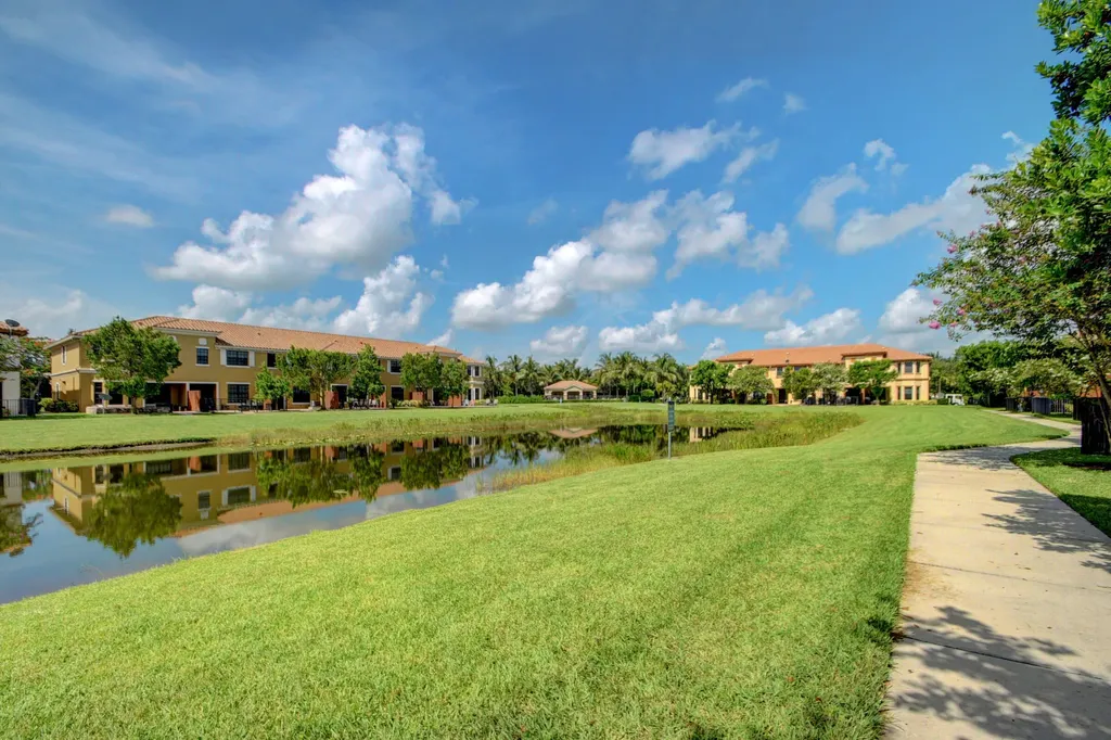 10385 Wellington Parc Drive Wellington FL 33449