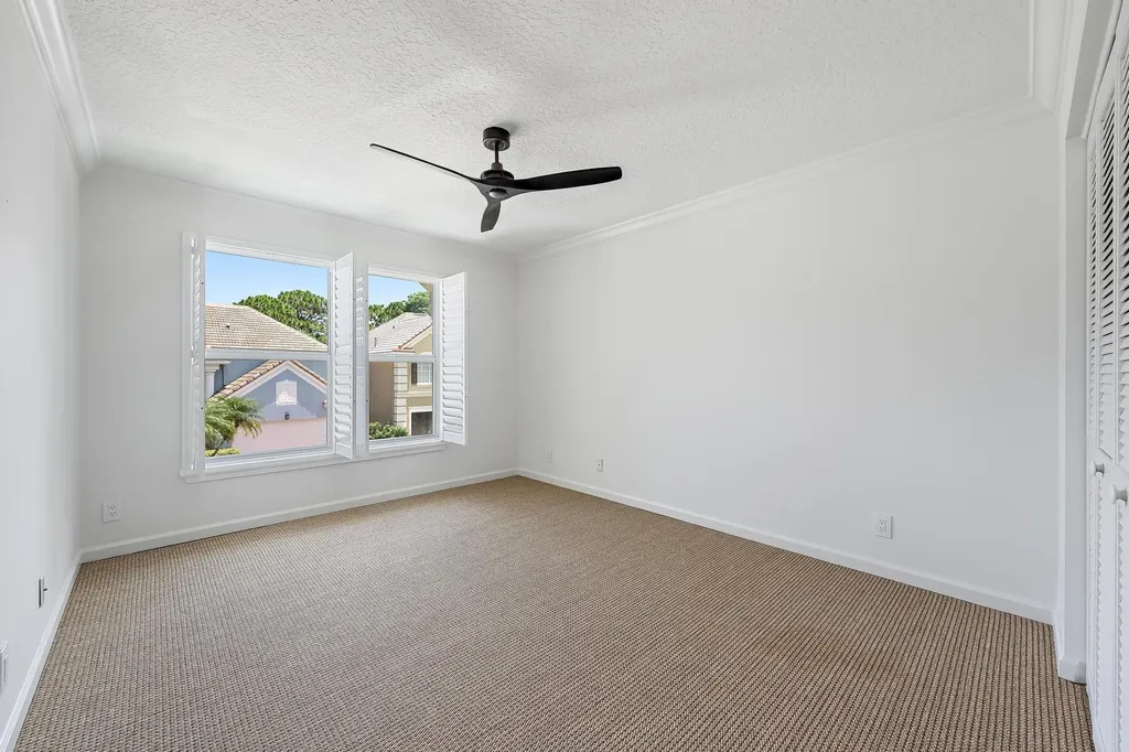 76 Princewood Lane Palm Beach Gardens FL 33410