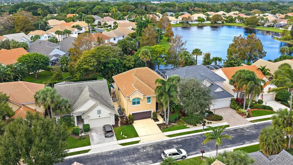 76 Princewood Lane Palm Beach Gardens FL 33410