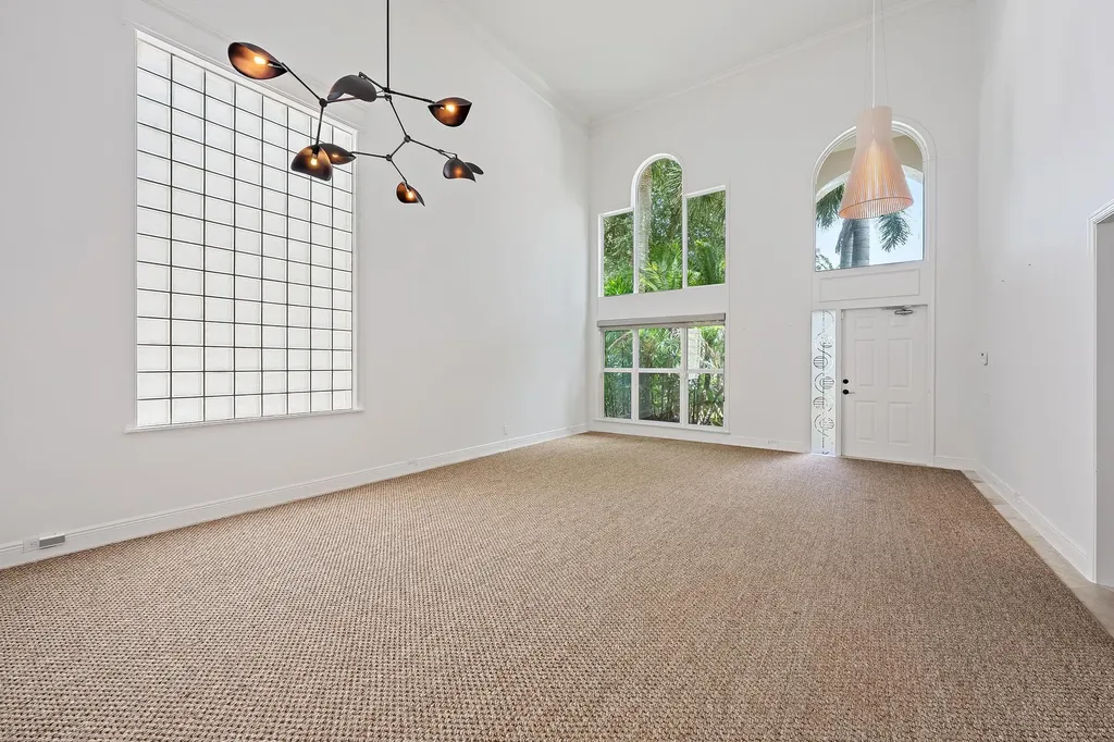 76 Princewood Lane Palm Beach Gardens FL 33410