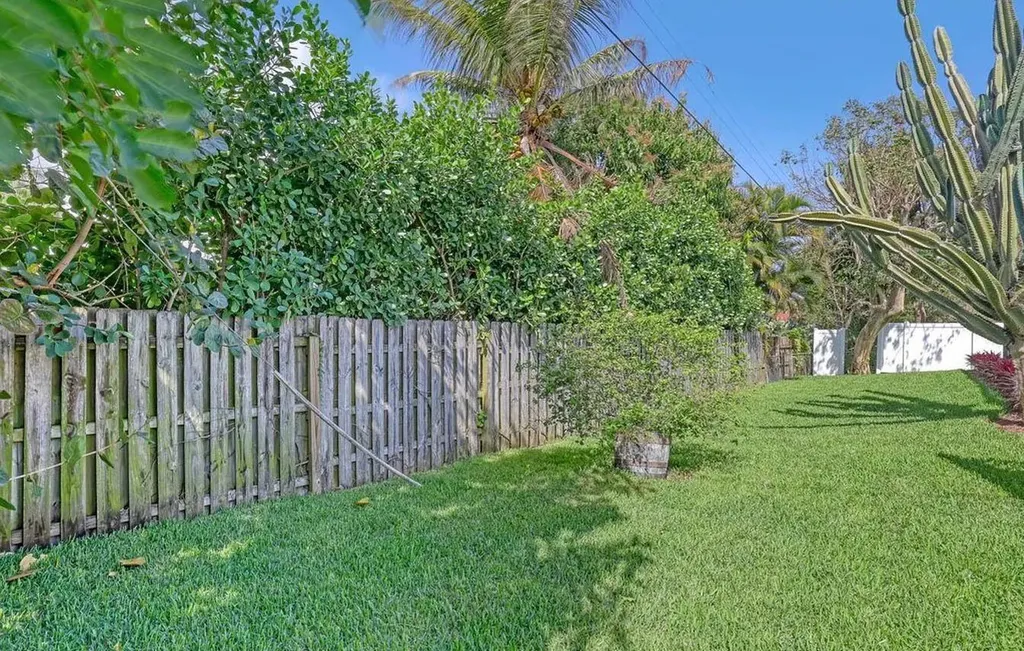 1505 High Ridge Road Lake Worth FL 33461
