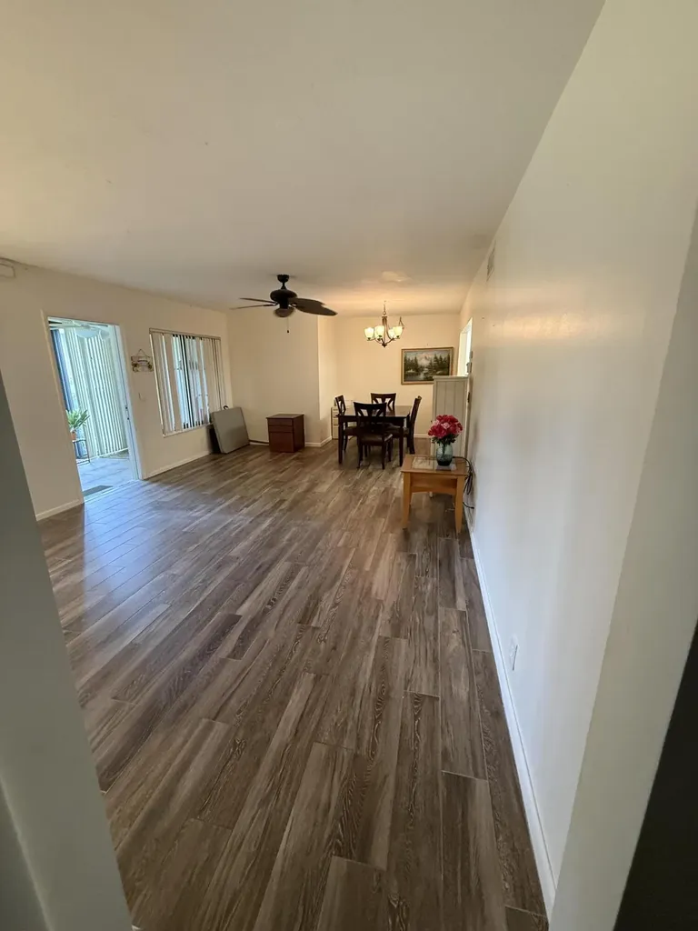 234 Pine Hov Greenacres FL 33463