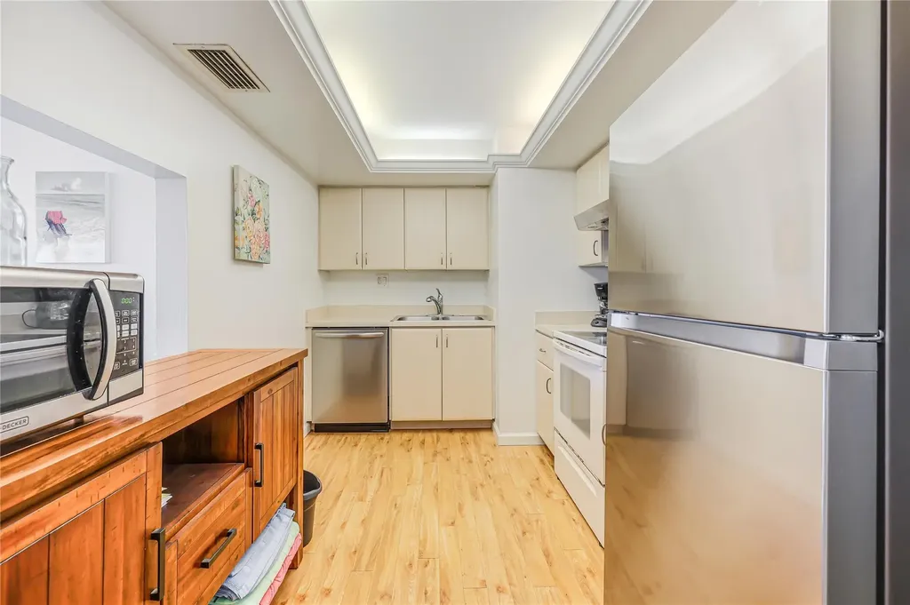 525 N Ocean Boulevard Pompano Beach FL 33062