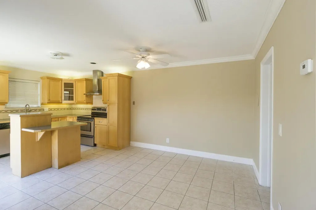 110 N Delaware Boulevard Jupiter FL 33458