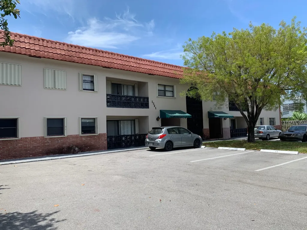 1721 NW 15th Vista Boca Raton FL 33432
