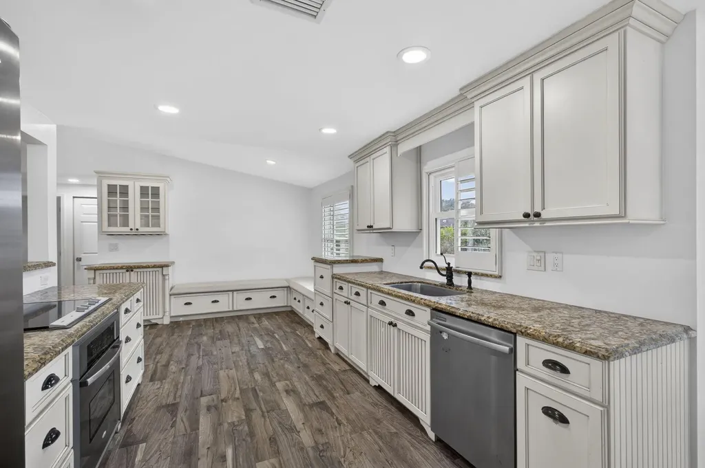 8443 Elaine Drive Boynton Beach FL 33472