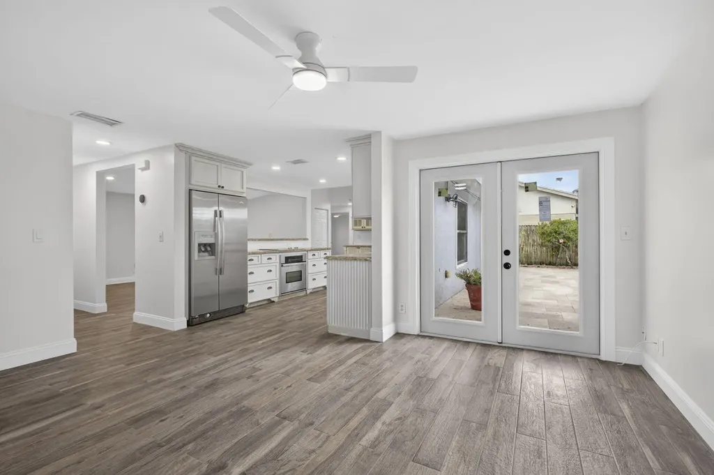 8443 Elaine Drive Boynton Beach FL 33472