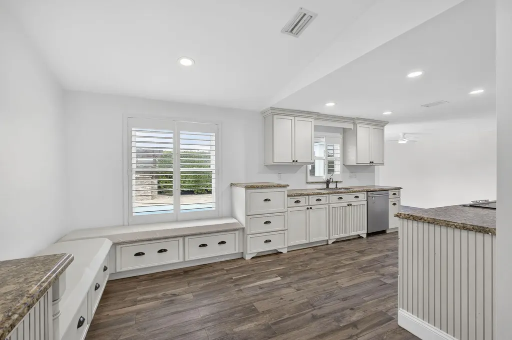 8443 Elaine Drive Boynton Beach FL 33472