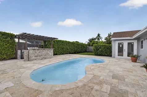 8443 Elaine Drive Boynton Beach FL 33472