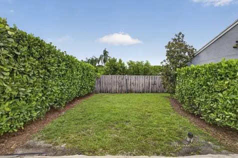 8443 Elaine Drive Boynton Beach FL 33472