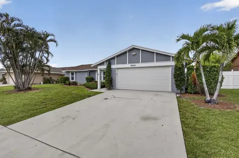 8443 Elaine Drive Boynton Beach FL 33472
