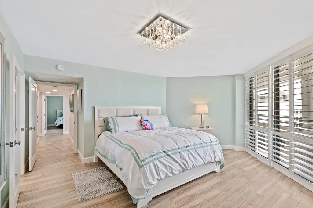3560 S Ocean Boulevard South Palm Beach FL 33480