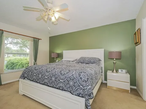 1360 10th Manor Vero Beach FL 32960