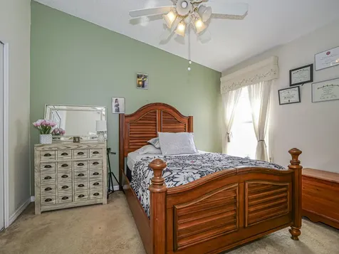 1360 10th Manor Vero Beach FL 32960