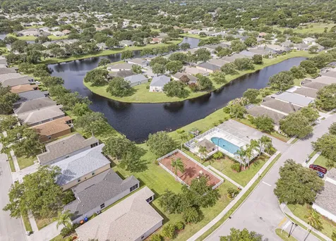 1360 10th Manor Vero Beach FL 32960