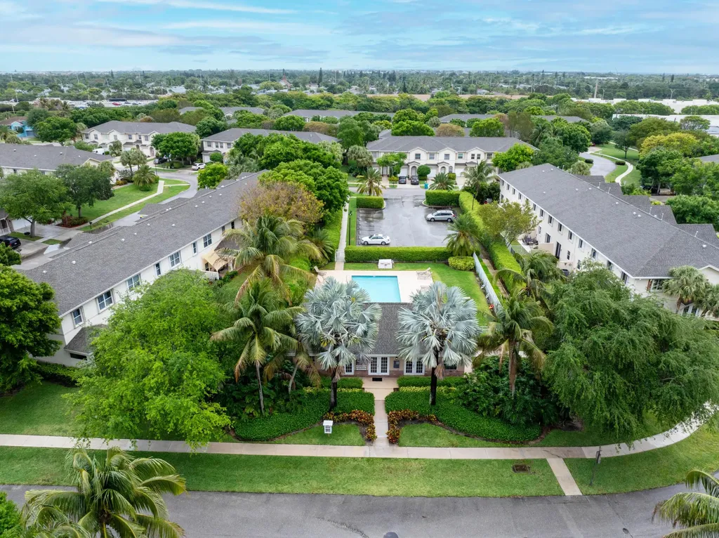 129 Spruce Street Boynton Beach FL 33426