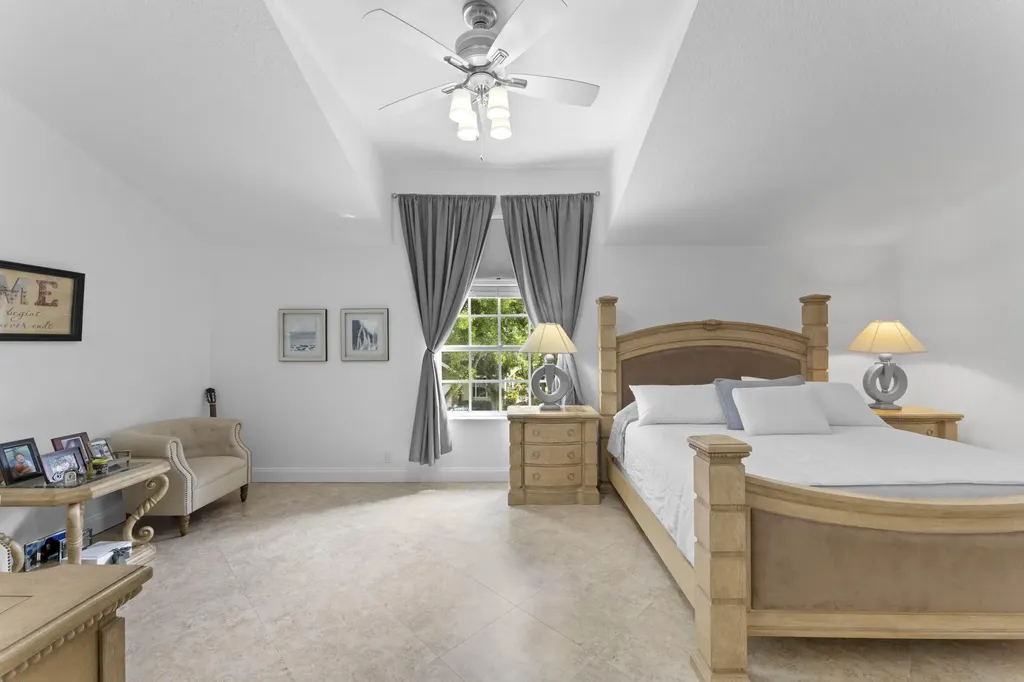 129 Spruce Street Boynton Beach FL 33426