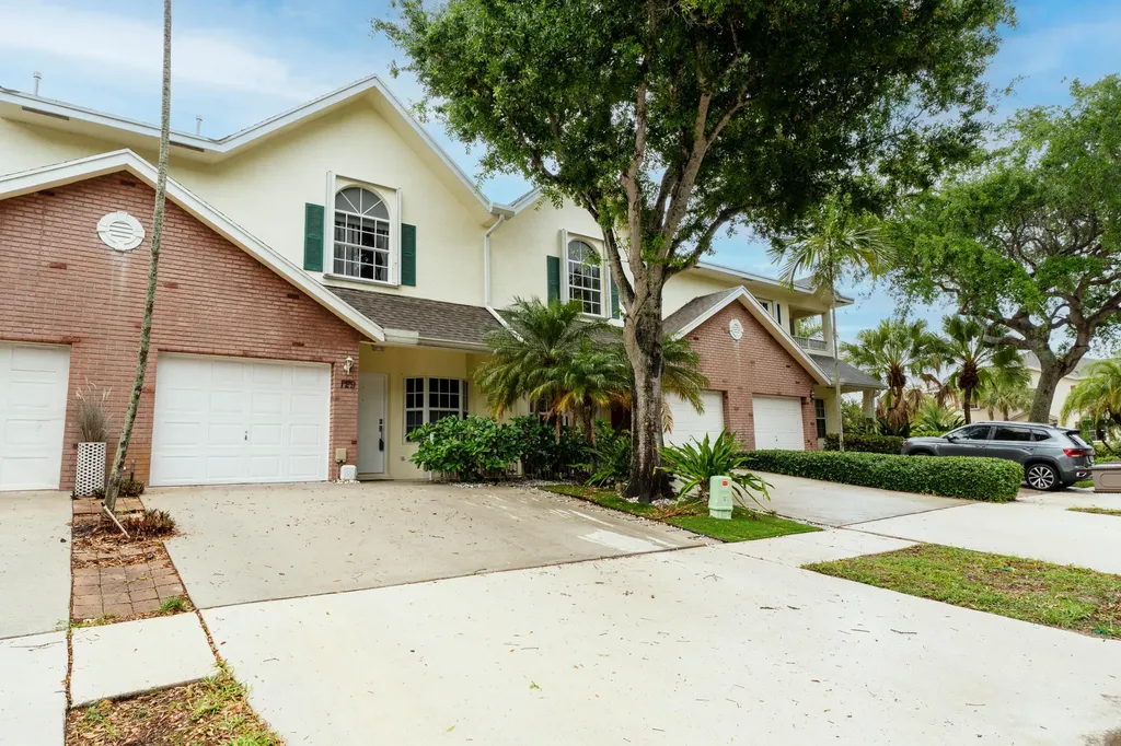 129 Spruce Street Boynton Beach FL 33426