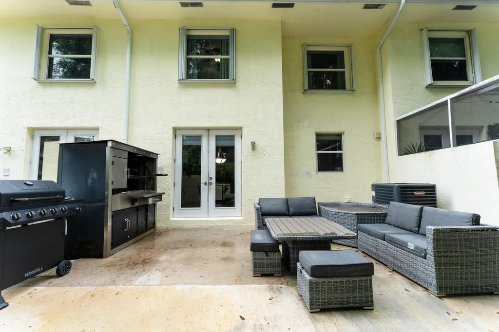 129 Spruce Street Boynton Beach FL 33426