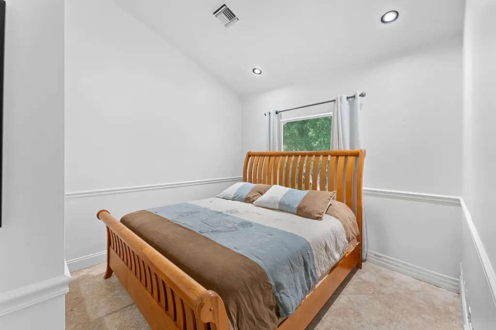 129 Spruce Street Boynton Beach FL 33426