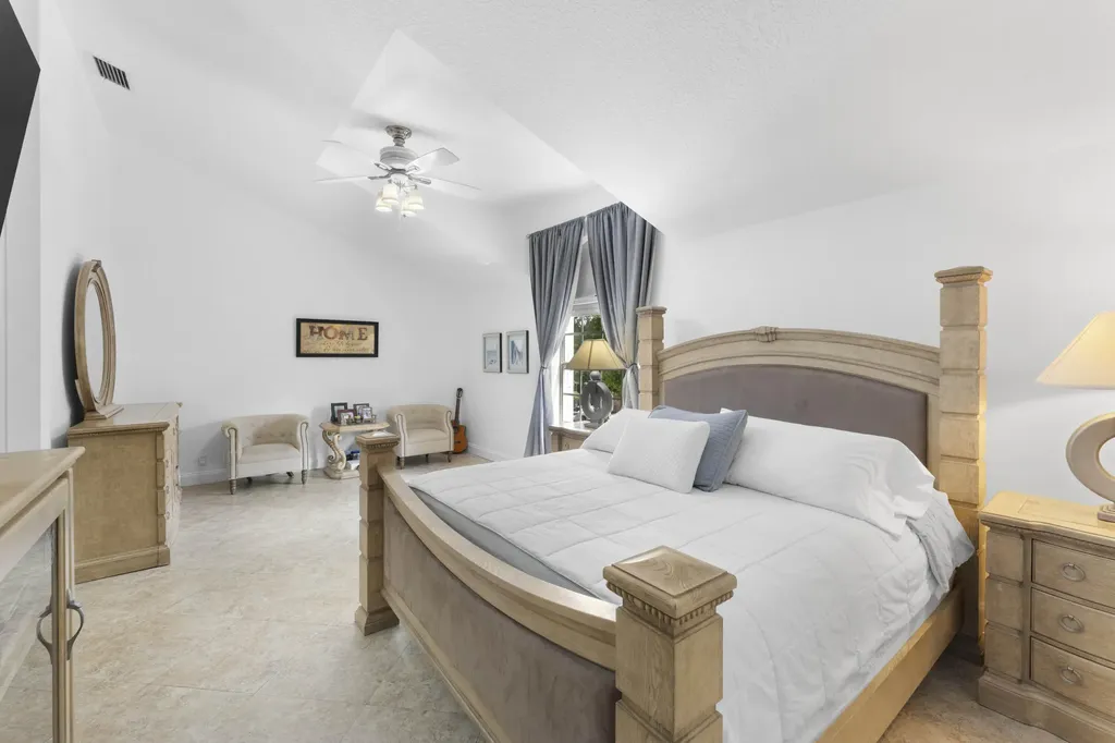 129 Spruce Street Boynton Beach FL 33426