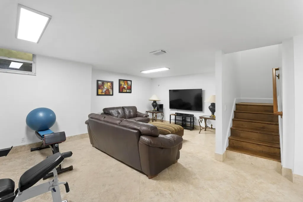 129 Spruce Street Boynton Beach FL 33426