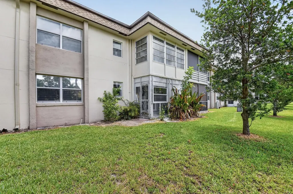500 Davis Road Palm Springs FL 33461