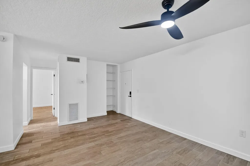 500 Davis Road Palm Springs FL 33461