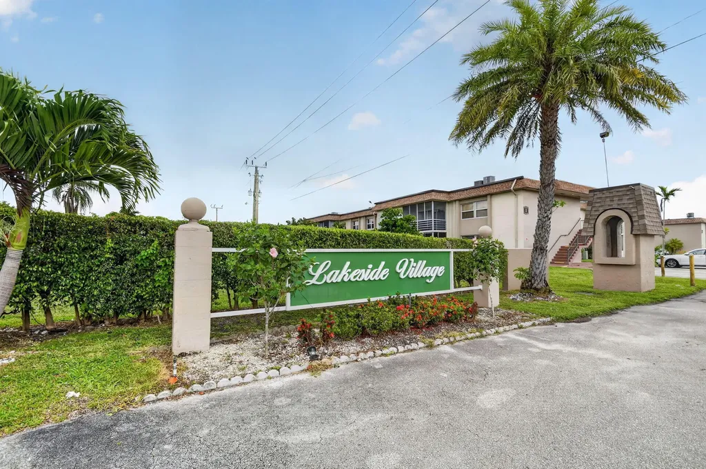 500 Davis Road Palm Springs FL 33461