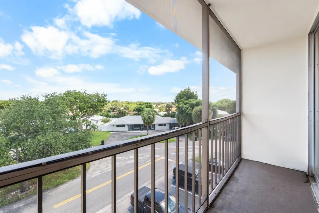 4501 NE 21 Avenue Fort Lauderdale FL 33308