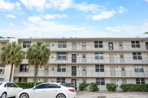 4501 NE 21 Avenue Fort Lauderdale FL 33308
