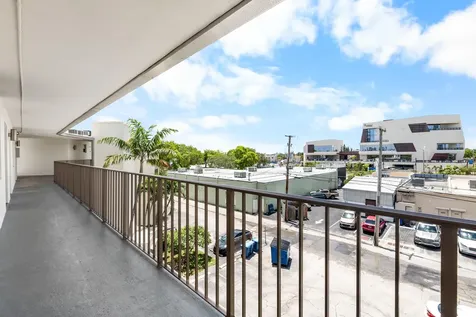 4501 NE 21 Avenue Fort Lauderdale FL 33308