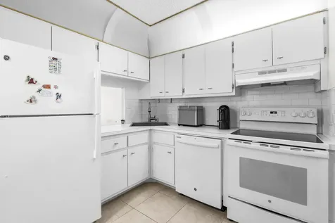 4501 NE 21 Avenue Fort Lauderdale FL 33308