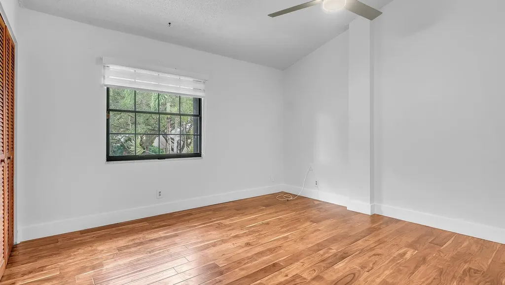 12003 Flicker Way Hollywood FL 33026