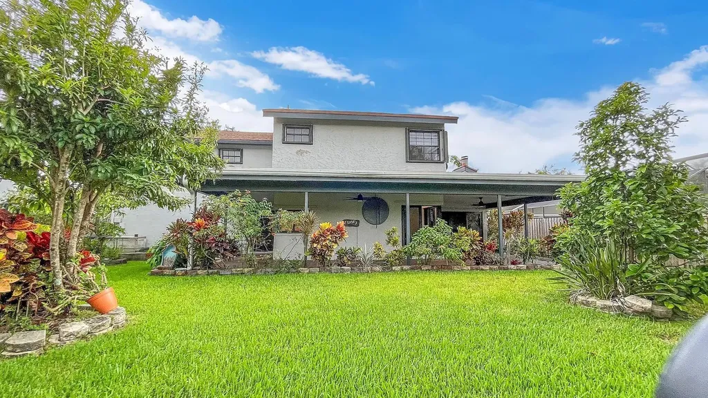 12003 Flicker Way Hollywood FL 33026