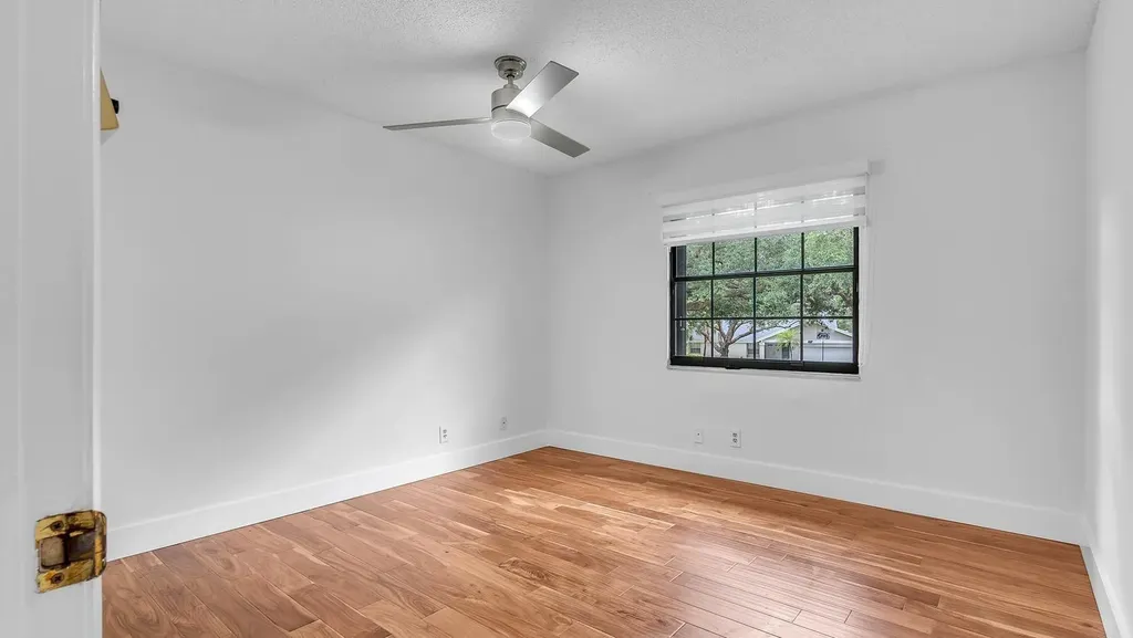 12003 Flicker Way Hollywood FL 33026